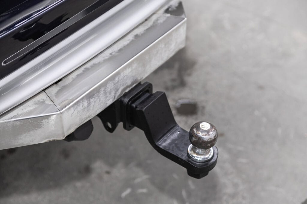 Car tow hitch installation